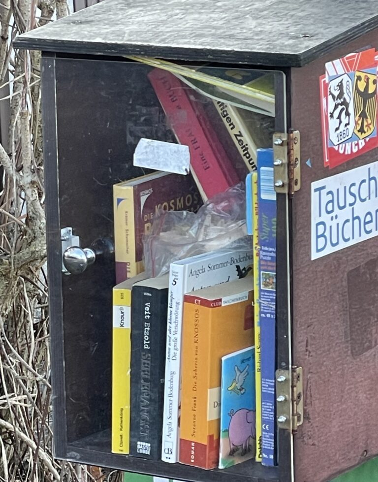 Tausch.Bücher.Boxen